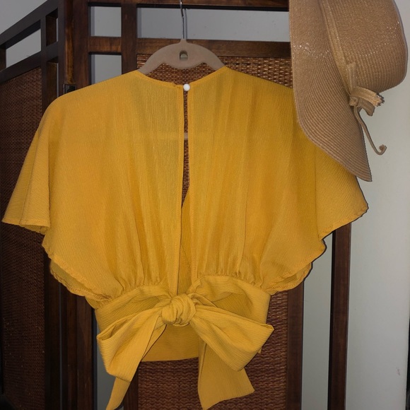 Too - Picture 2 of 2